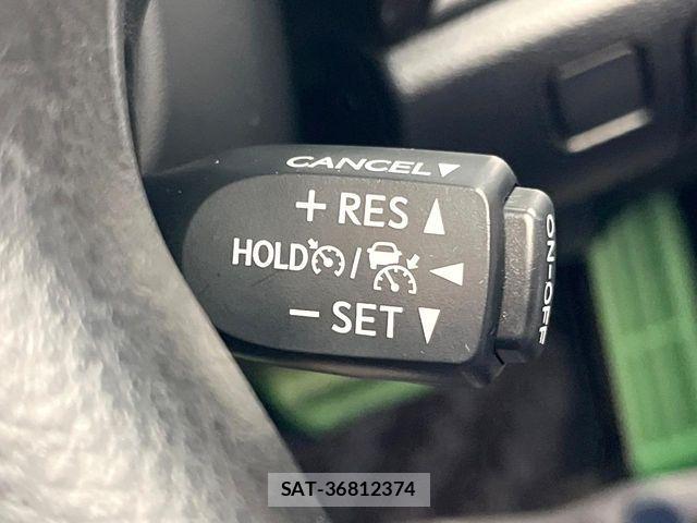 Toyota CROWN SEDAN 2016-10 7020245-4