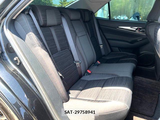 Toyota CROWN SEDAN 2013-05 7020247-10