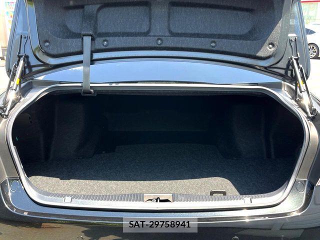 Toyota CROWN SEDAN 2013-05 7020247-11