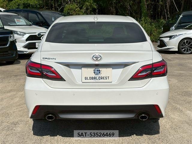 Toyota CROWN SEDAN 2018-09 7058038-12