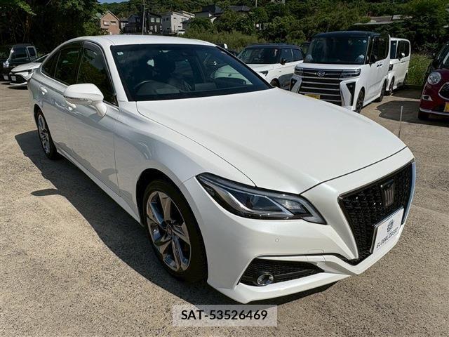 Toyota CROWN SEDAN 2018-09 7058038-7