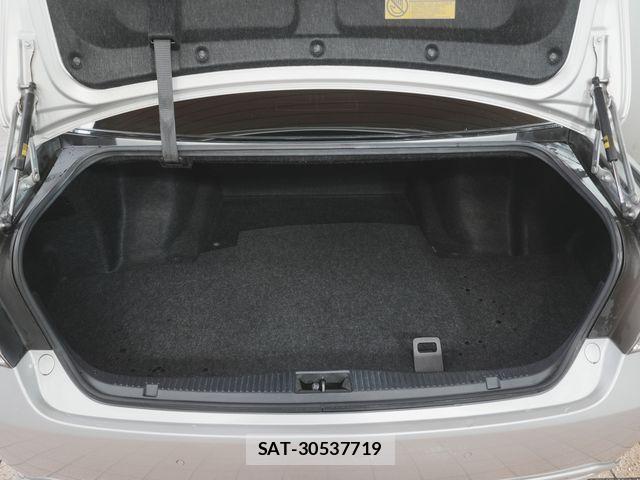 Toyota CROWN SEDAN 2015-10 7058042-10