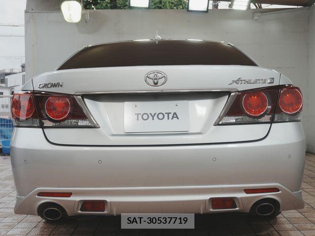 Toyota CROWN SEDAN 2015-10 7058042-13