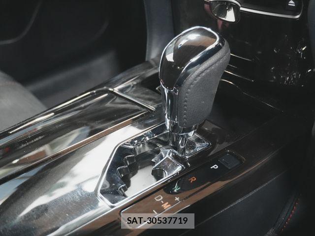 Toyota CROWN SEDAN 2015-10 7058042-15