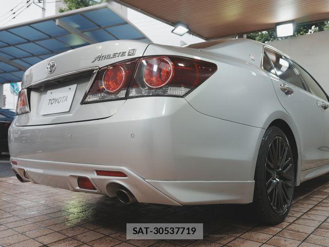 Toyota CROWN SEDAN 2015-10 7058042-18