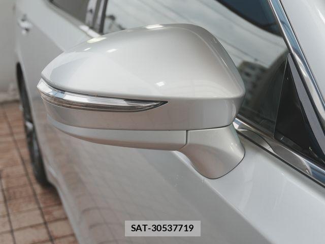 Toyota CROWN SEDAN 2015-10 7058042-28