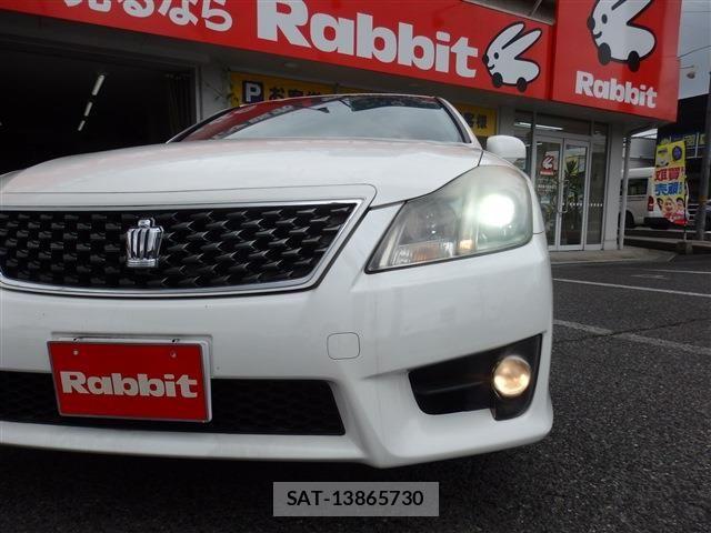 Toyota CROWN SEDAN 2012-04 7058043-10