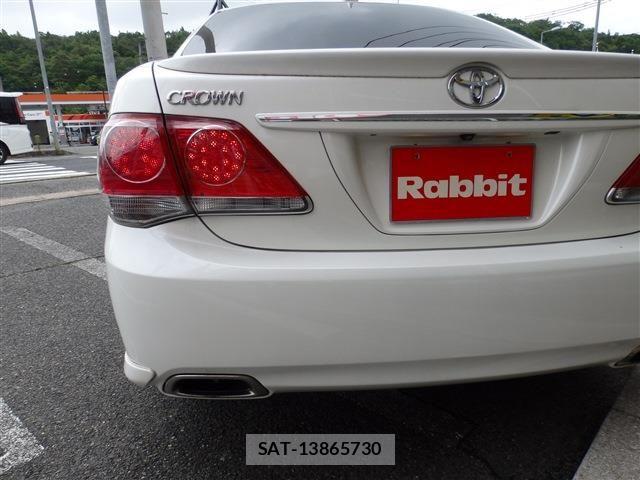 Toyota CROWN SEDAN 2012-04 7058043-12