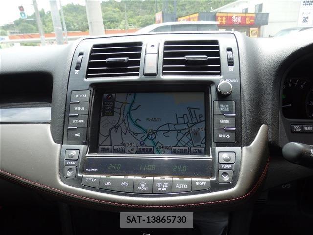Toyota CROWN SEDAN 2012-04 7058043-26