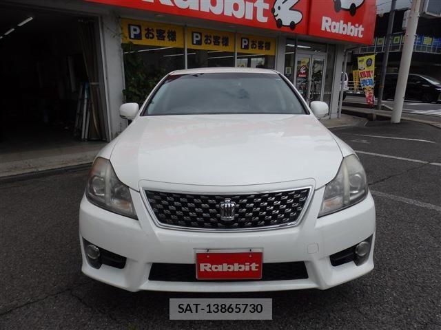 Toyota CROWN SEDAN 2012-04 7058043-2