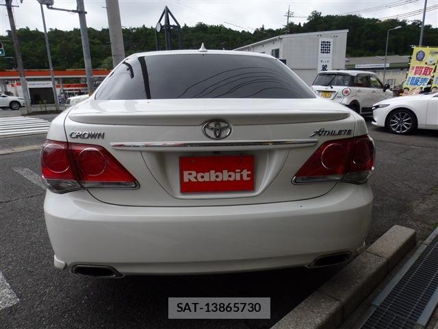 Toyota CROWN SEDAN 2012-04 7058043-6