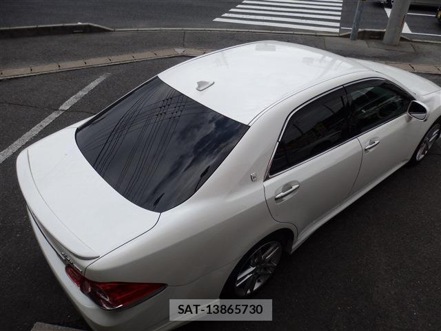 Toyota CROWN SEDAN 2012-04 7058043-7