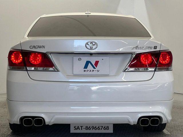Toyota CROWN SEDAN 2013-08 7058041-12