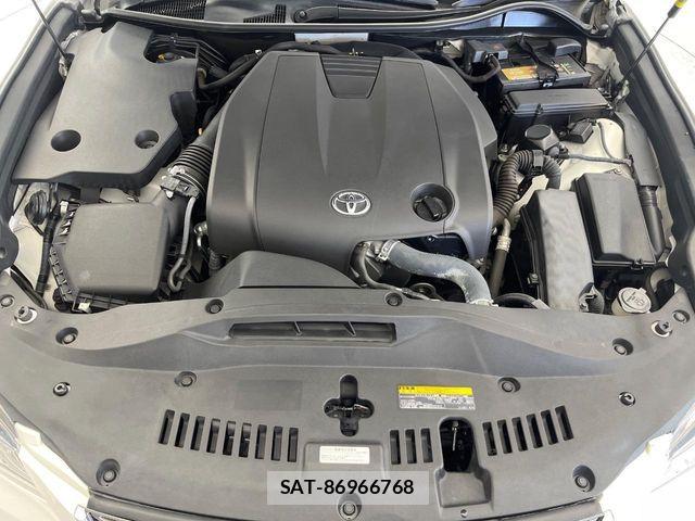 Toyota CROWN SEDAN 2013-08 7058041-17