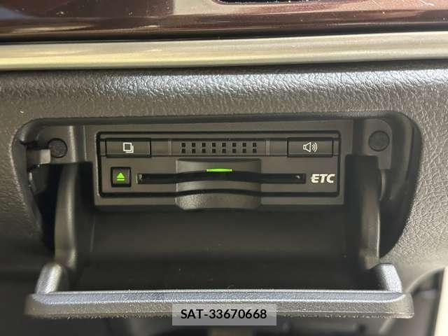 Toyota CROWN SEDAN 2013-07 7216586-15