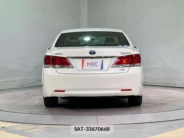 Toyota CROWN SEDAN 2013-07 7216586-5