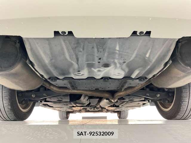 Toyota CROWN SEDAN 2011-11 7216577-9
