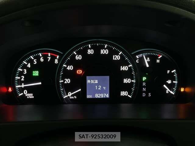 Toyota CROWN SEDAN 2011-11 7216577-10