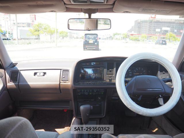 Toyota CROWN SEDAN 1991-04 7216557-13