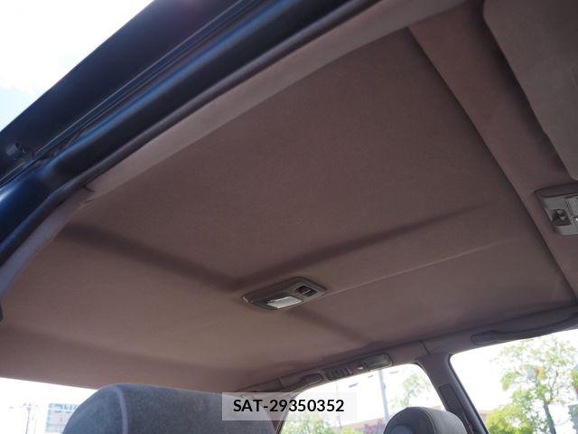 Toyota CROWN SEDAN 1991-04 7216557-24