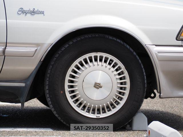 Toyota CROWN SEDAN 1991-04 7216557-7