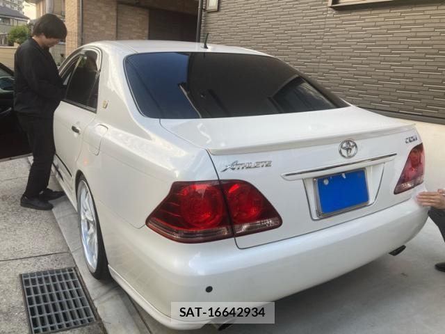 Toyota CROWN SEDAN 2007-02 7216563-1