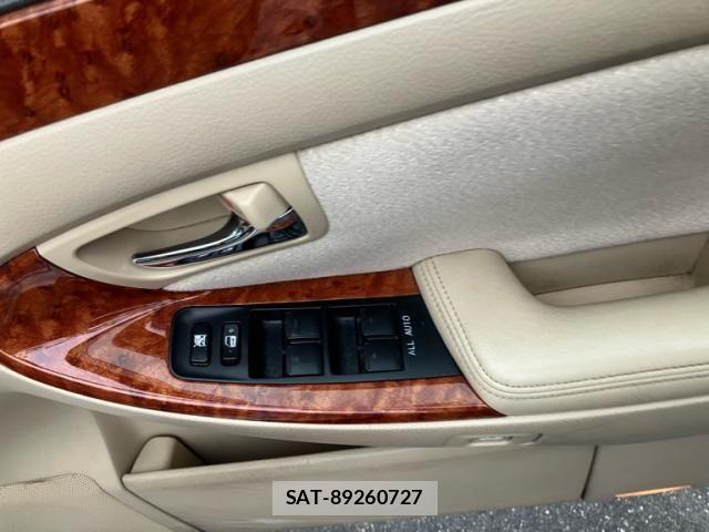Toyota CROWN SEDAN 2007-10 7216561-13