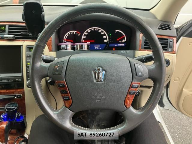 Toyota CROWN SEDAN 2007-10 7216561-17