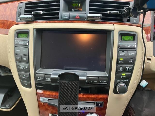 Toyota CROWN SEDAN 2007-10 7216561-24