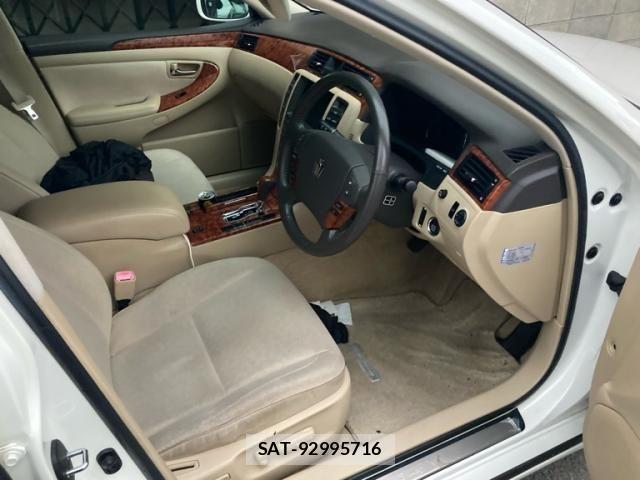Toyota CROWN SEDAN 2005-03 7216560-12