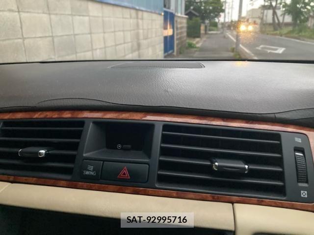 Toyota CROWN SEDAN 2005-03 7216560-17