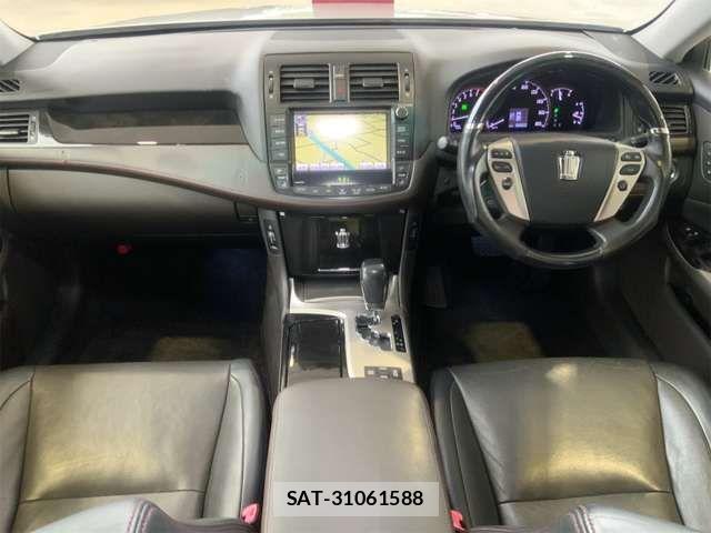 Toyota CROWN SEDAN 2012-06 7216580-1