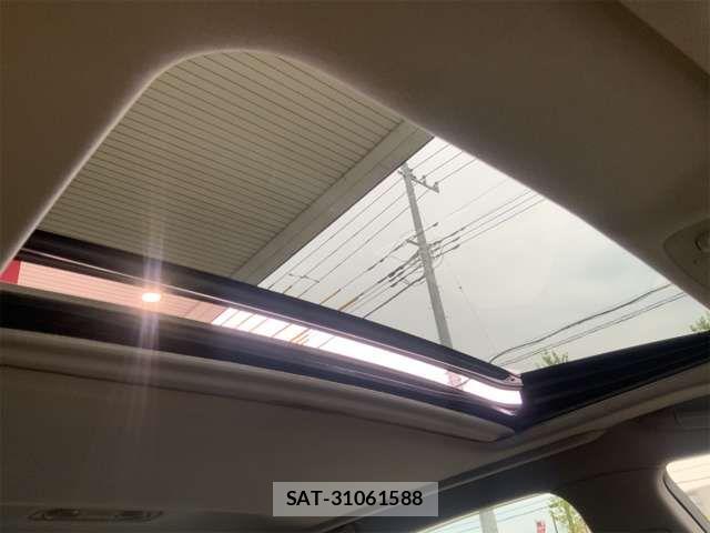 Toyota CROWN SEDAN 2012-06 7216580-2