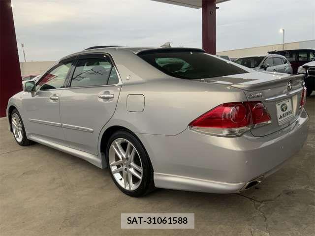 Toyota CROWN SEDAN 2012-06 7216580-7
