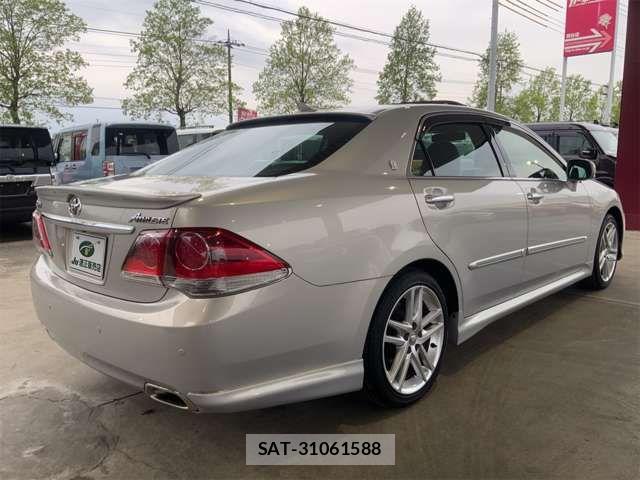 Toyota CROWN SEDAN 2012-06 7216580-8