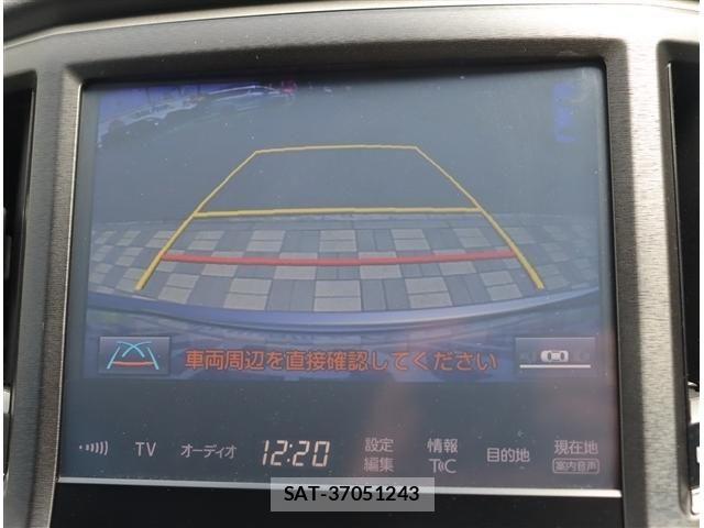 Toyota CROWN SEDAN 2015-11 7216585-14