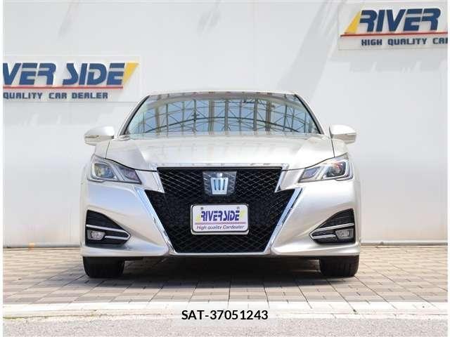 Toyota CROWN SEDAN 2015-11 7216585-27