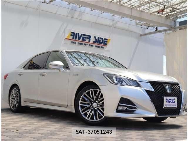 Toyota CROWN SEDAN 2015-11 7216585-28