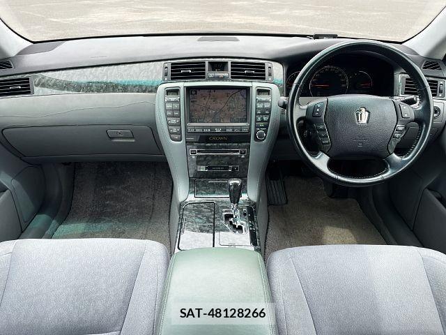 Toyota CROWN SEDAN 2004-07 7216556-1
