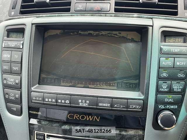 Toyota CROWN SEDAN 2004-07 7216556-7