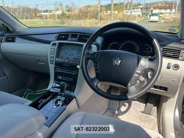Toyota CROWN SEDAN 2006-12 7216558-6