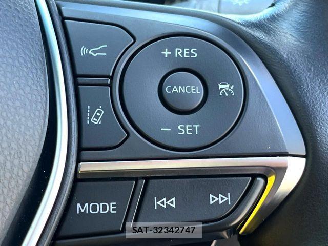 Toyota CROWN SEDAN 2021-01 7216594-10