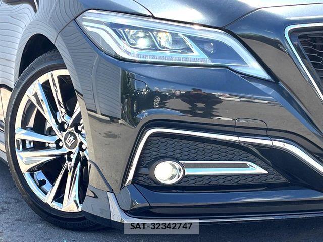 Toyota CROWN SEDAN 2021-01 7216594-16
