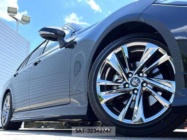 Toyota CROWN SEDAN 2021-01 7216594-17