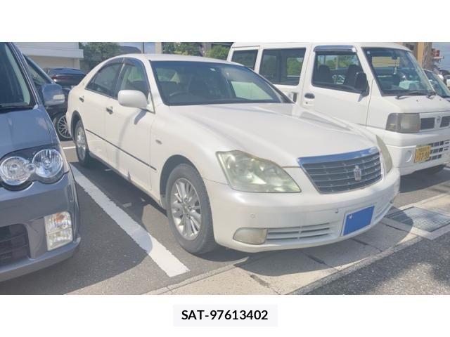 Toyota CROWN SEDAN 2004-03 7216555-0