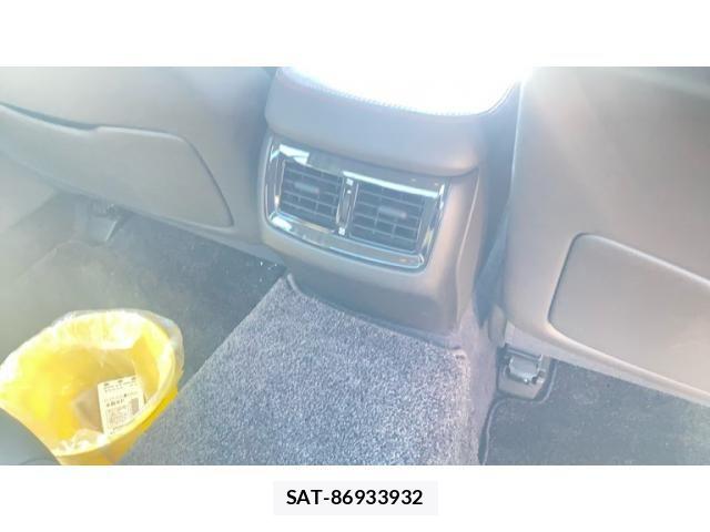 Toyota CROWN SEDAN 2011-11 7216575-14
