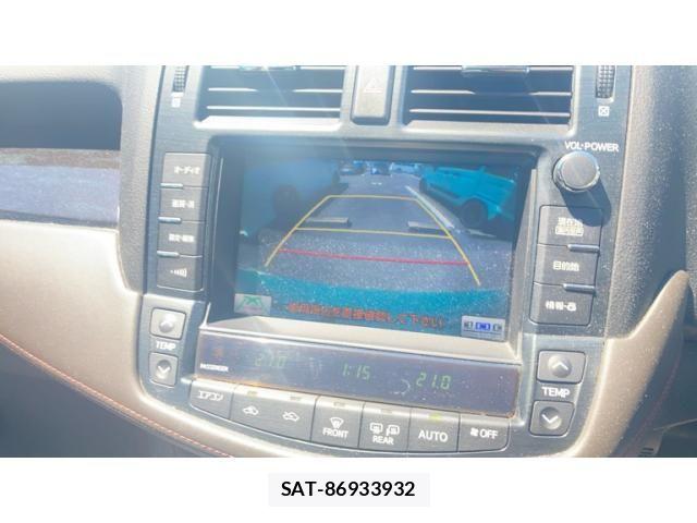 Toyota CROWN SEDAN 2011-11 7216575-18