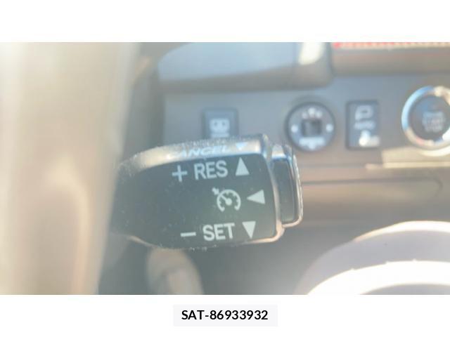 Toyota CROWN SEDAN 2011-11 7216575-20