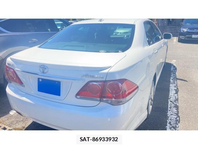 Toyota CROWN SEDAN 2011-11 7216575-7