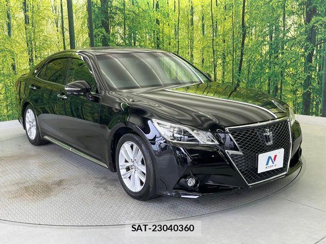 Toyota CROWN SEDAN 2014-07 7216581-16